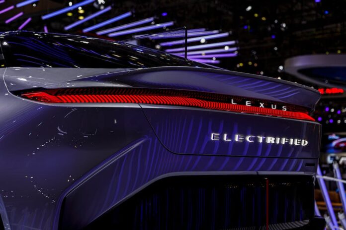 Ile wynosi emerytura z działalności gospodarczej 2023?