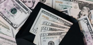 Ile Polaków zarabia 20 tys?