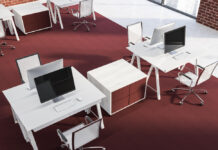 Optymalne wyposażenie biura, które tworzy efektywną pracę