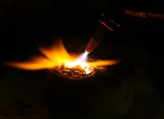 Co pierwsze acetylen czy tlen? Co pierwsze acetylen czy tlen?