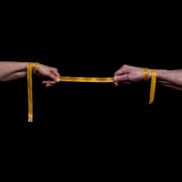 W jakiej odległości ławki od ogniska? W jakiej odległości ławki od ogniska?