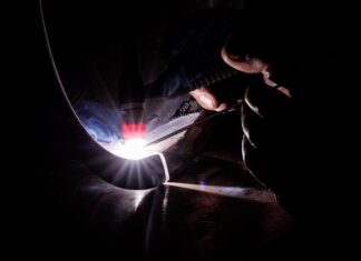 Jak ustawić palnik do spawania gazowego?