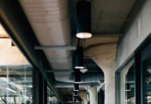 Jakie panele wygłuszające będą najlepszym wyborem do głośnych miejsc