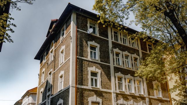 pexels-lukas-kosc-525097851-16505253 elewacja po ociepleniu